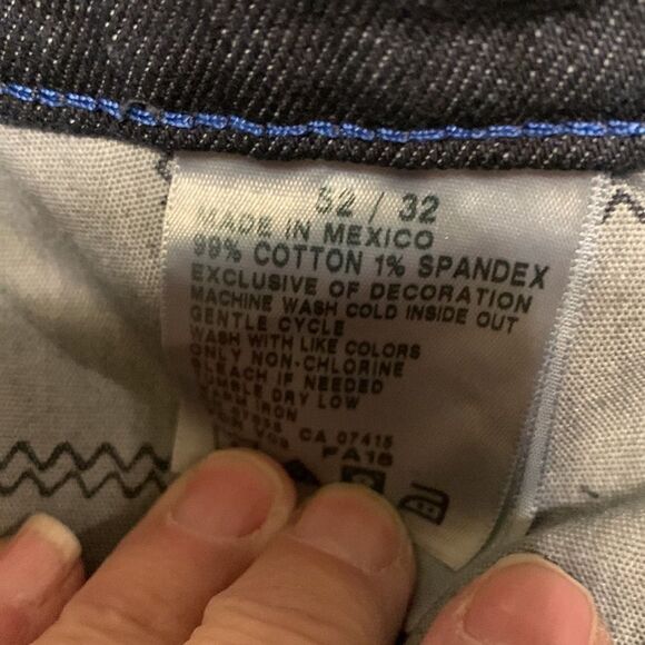 Nautica Size 52/32 straight fit denim jeans. - Picture 8 of 8